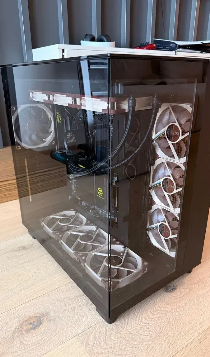 PC základ k dostavbě – MSI X870E / NZXT H9 Elite / Kraken 36