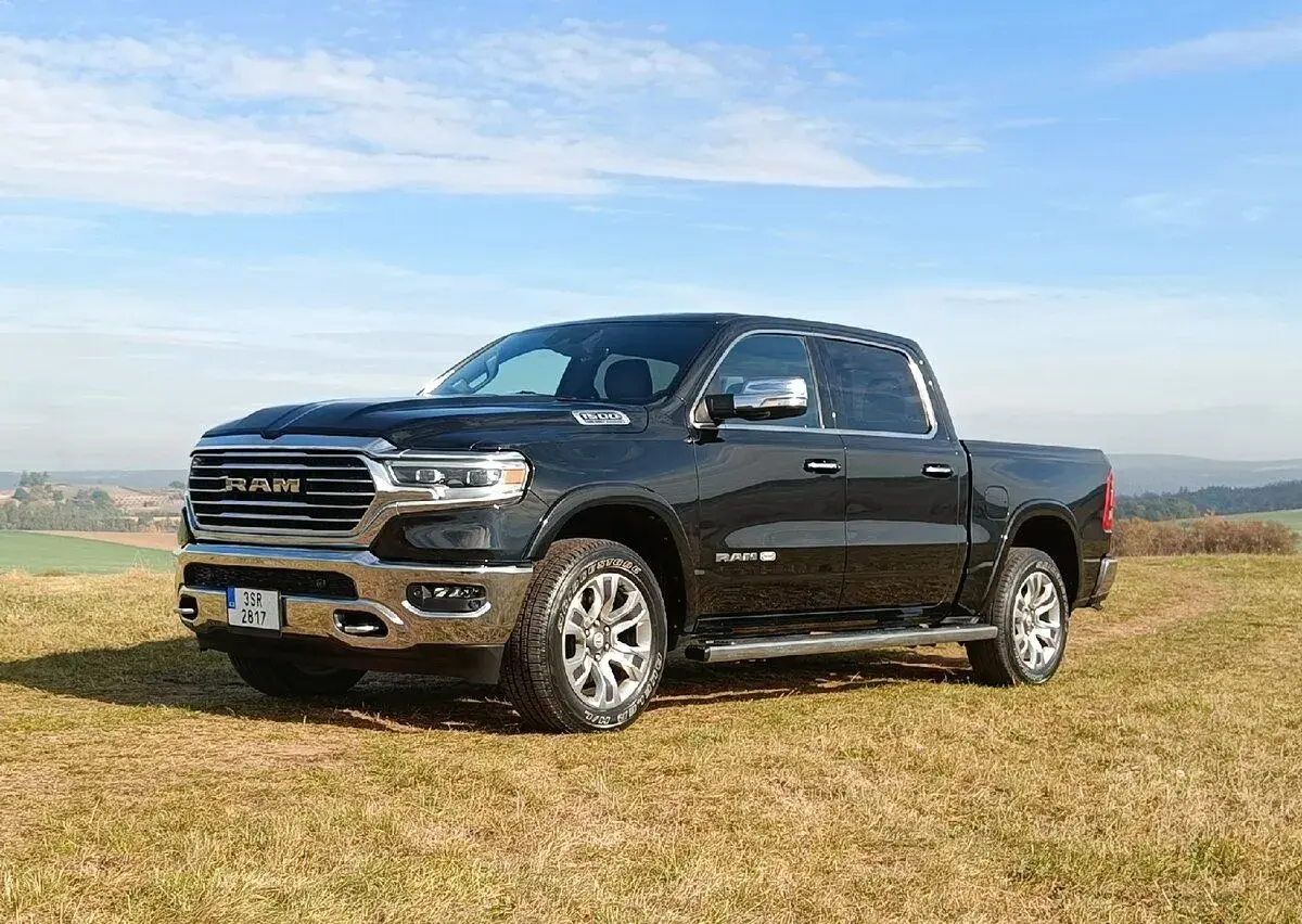 Dodge RAM – 10 000 km
