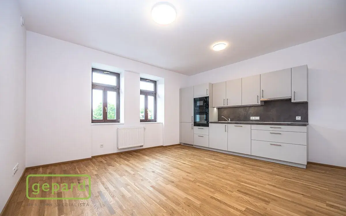 Pronájem bytu 2+kk, 46,7m2, s parkovacím stáním v novostavbě