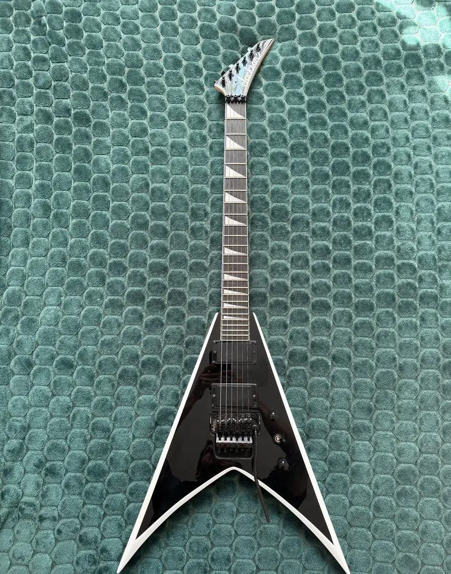 Jackson JS32 King V black