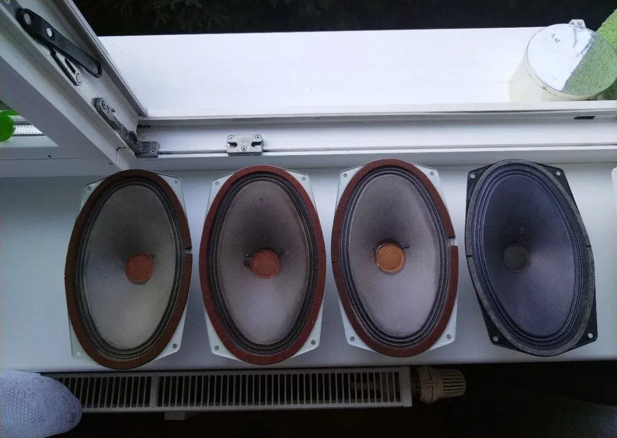 3 kusy repro Tesla ARE 667 1 kus 668