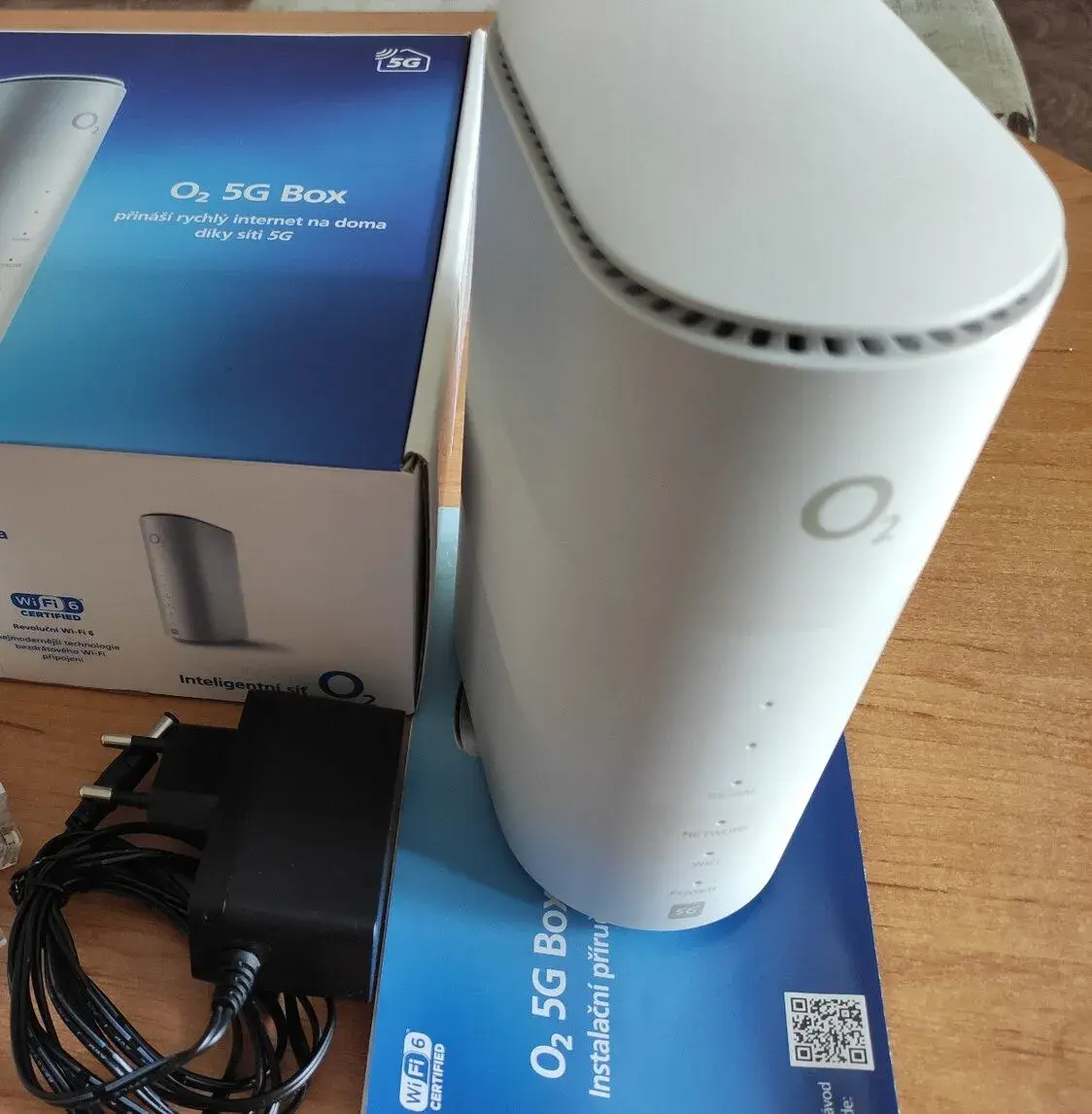 O2 5G BOX MODEM ROUTER ZTE MC801 na všechny sim karty
