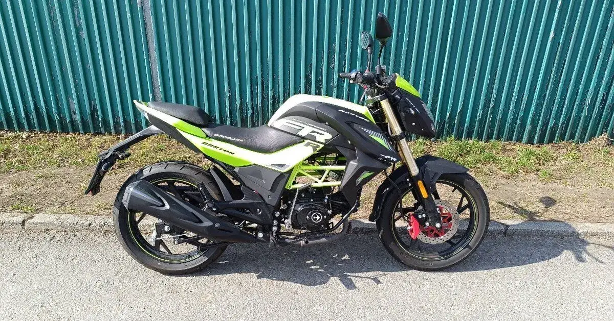 FR 48cc 4t Barton Motors, najeto 1300km