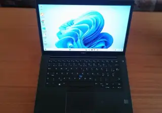 Dell Latitude 7490