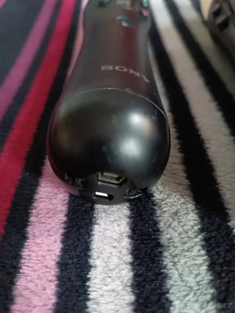 PS Move ovladače (používané, bez záruky bez krabice)