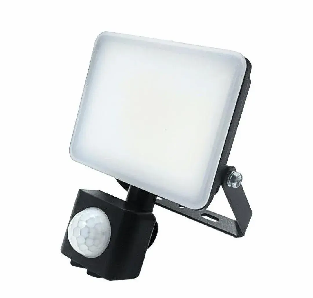 LED reflektor s PIR senzorem 20W / 4000K - LF7022S nový