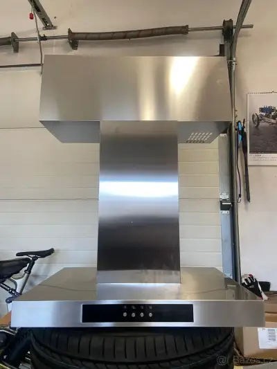 Nerezová digestoř Electrolux