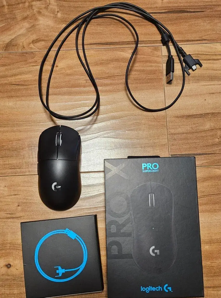 Logitech G Pro Superlight Lightspeed