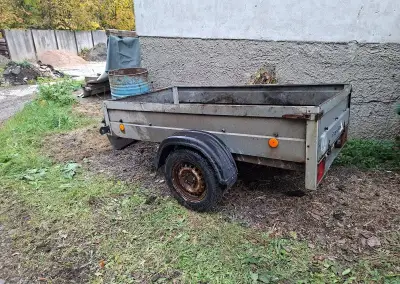 Přívěsek vozík