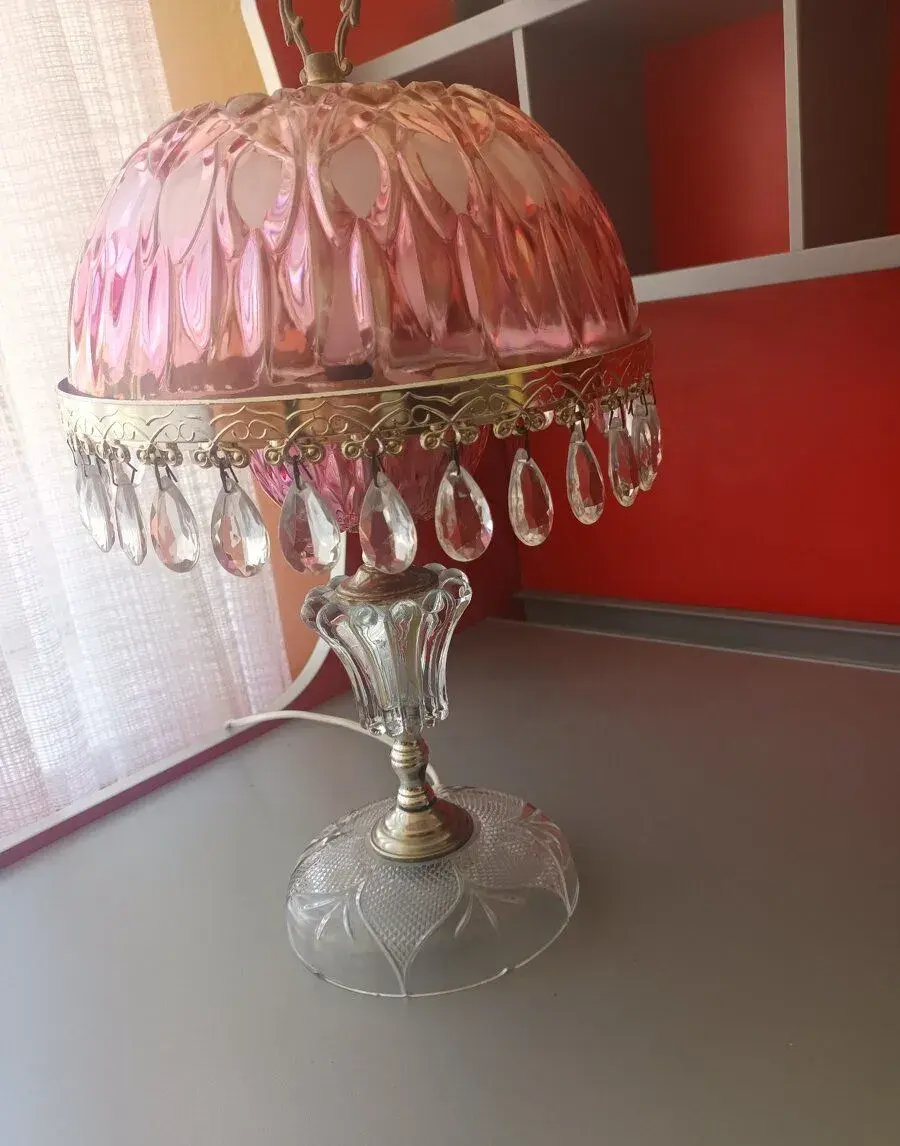 Starožitná stylová lampička