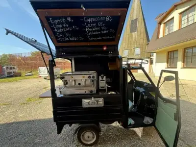 Mobilní kavárna Piaggio APE 50 VAN – vybavená