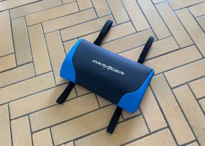Bederní polštář pro herní židle DXRacer – modro-černý