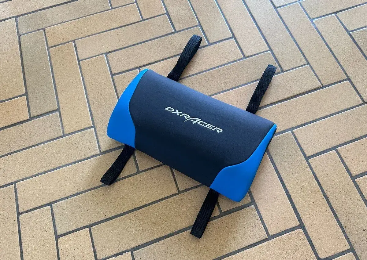 Bederní polštář pro herní židle DXRacer – modro-černý