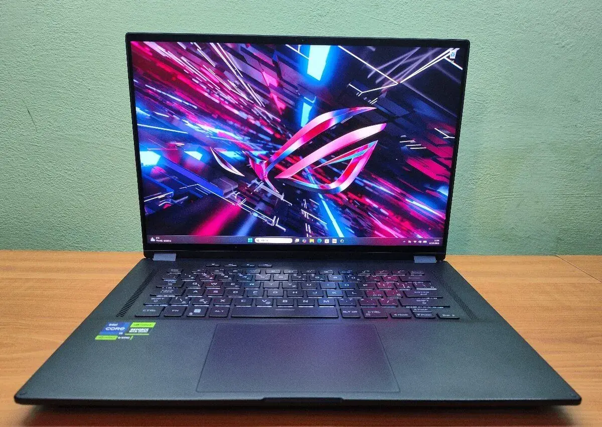 Rog Flow X16,i9-13gen,QHD MiniLed,RTX-8gb,DOTYKOVÝ