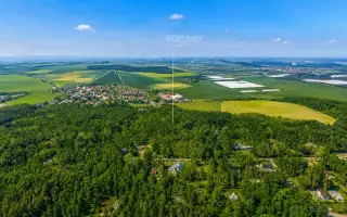 Prodej stavebního pozemku 4428 m² Kersko, Hradištko.