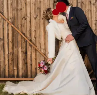 Svatební šaty Jasmine Bridal gold champagne s krajkou