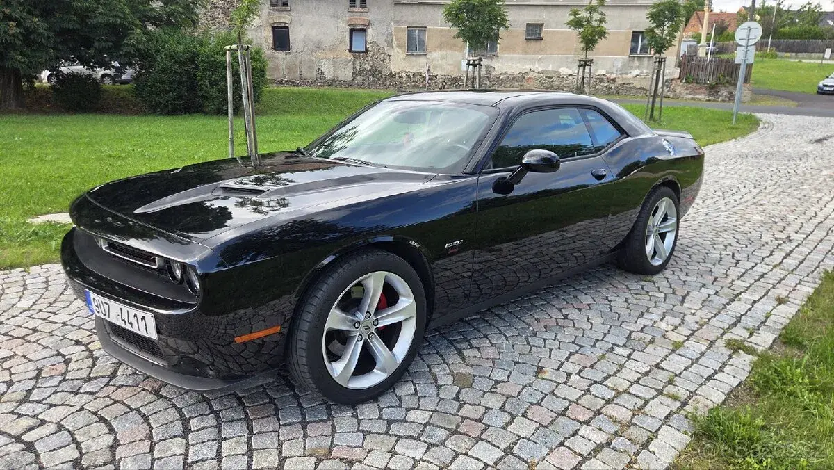 Dodge Challenger – 2018, 124 000 km