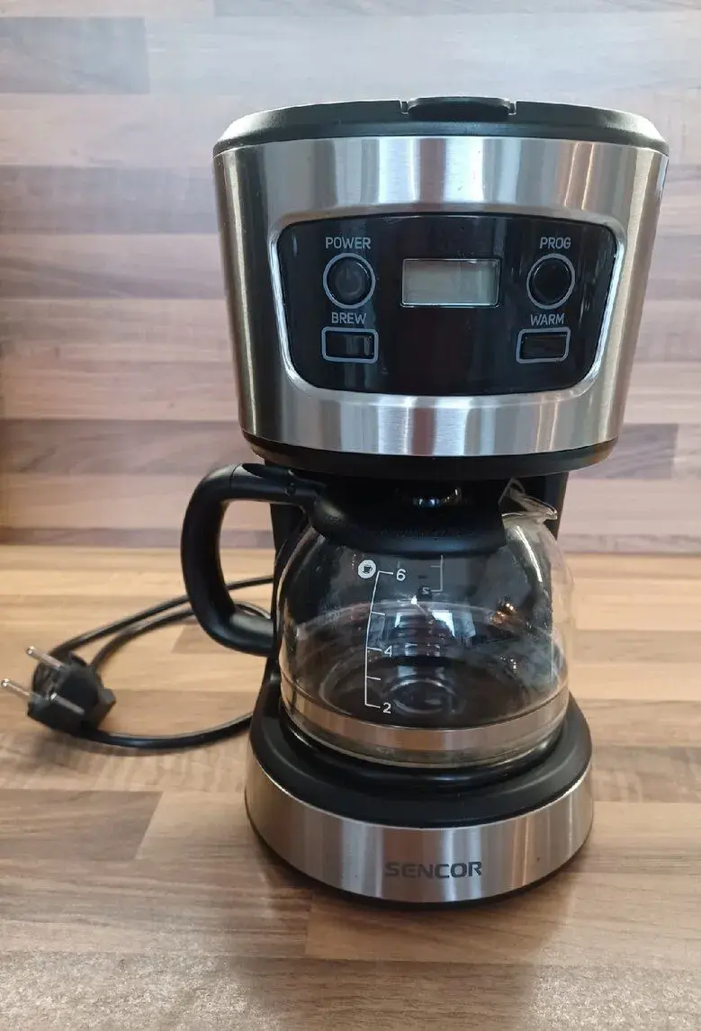 Překapávací kávovar SENCOR SCE 3700 BK