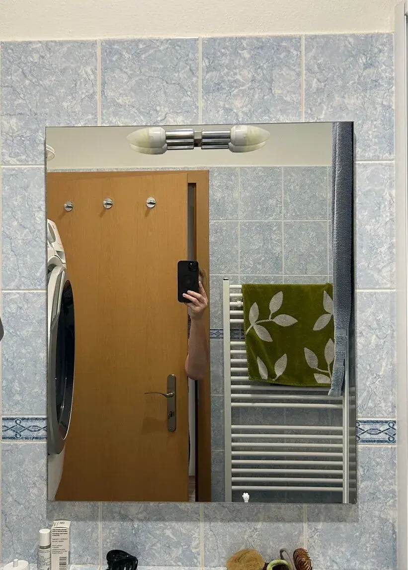 koupelnové zrcadlo s osvětlením