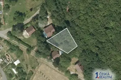 Stavební - bydlení 381 m²