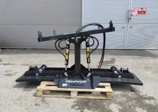 Gumová stěrka (shrnovač) s hydraulickým naklápěním