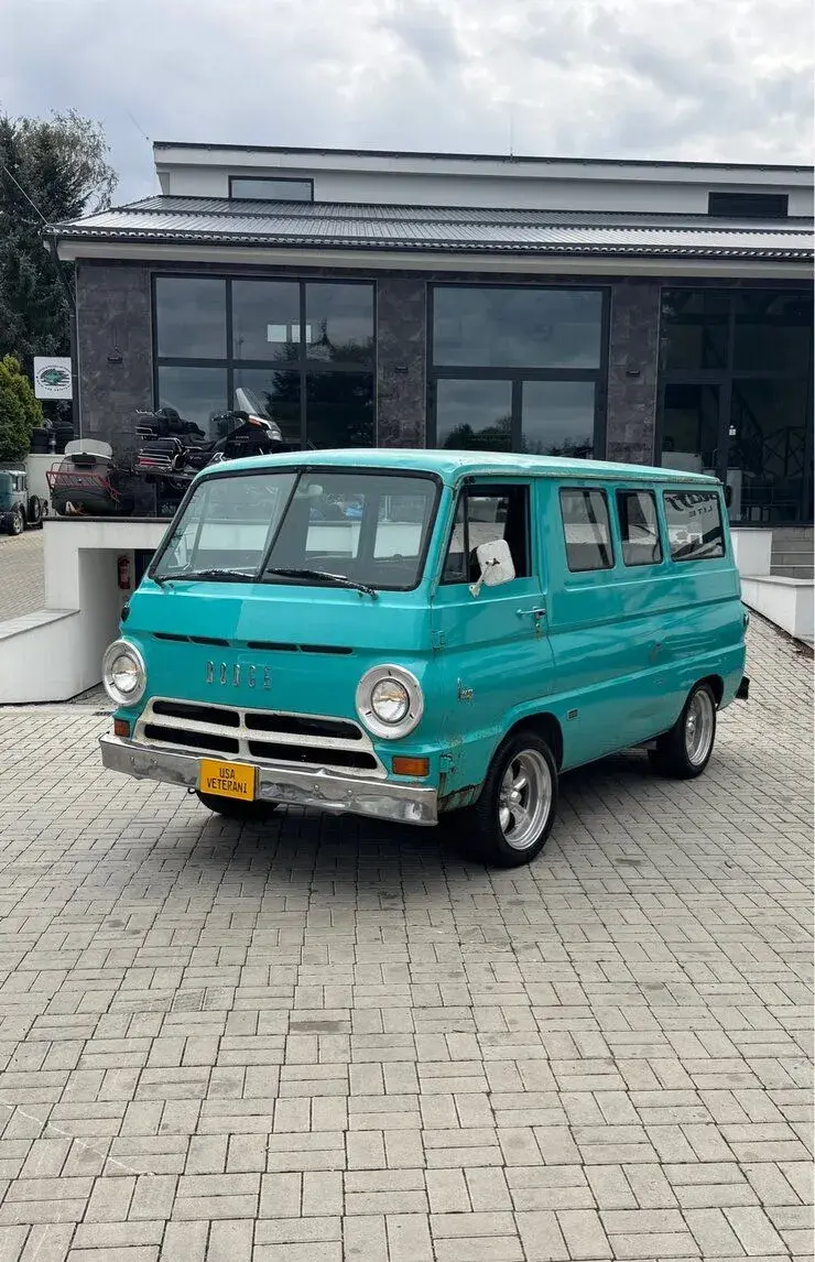 Dodge A100