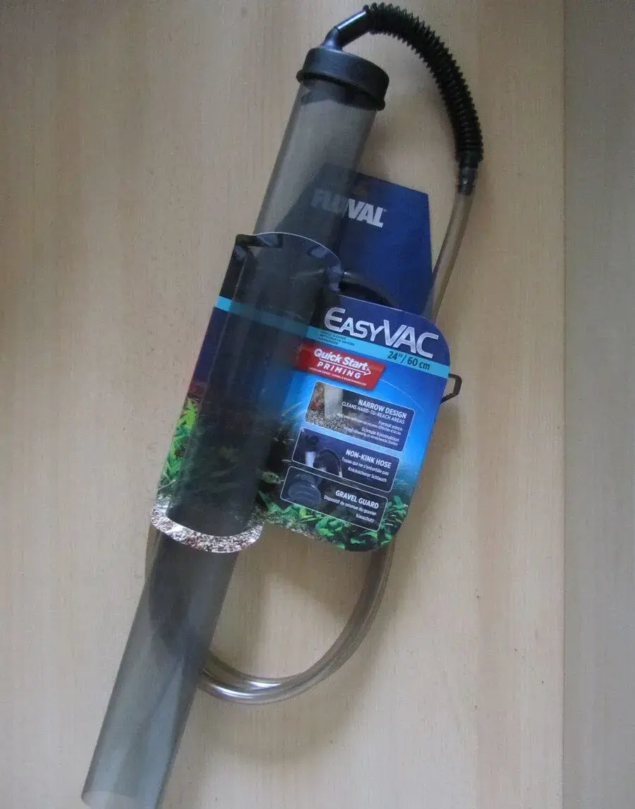 Nový odkalovač Fluval 60cm dlouhý-kvalita