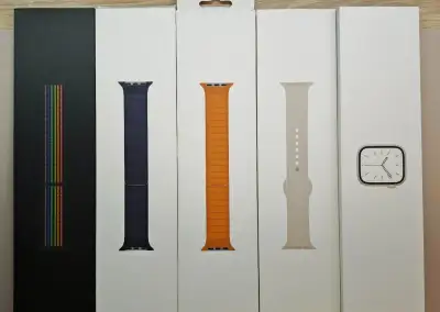 Apple Watch 7 GPS 41mm + originální řemínky