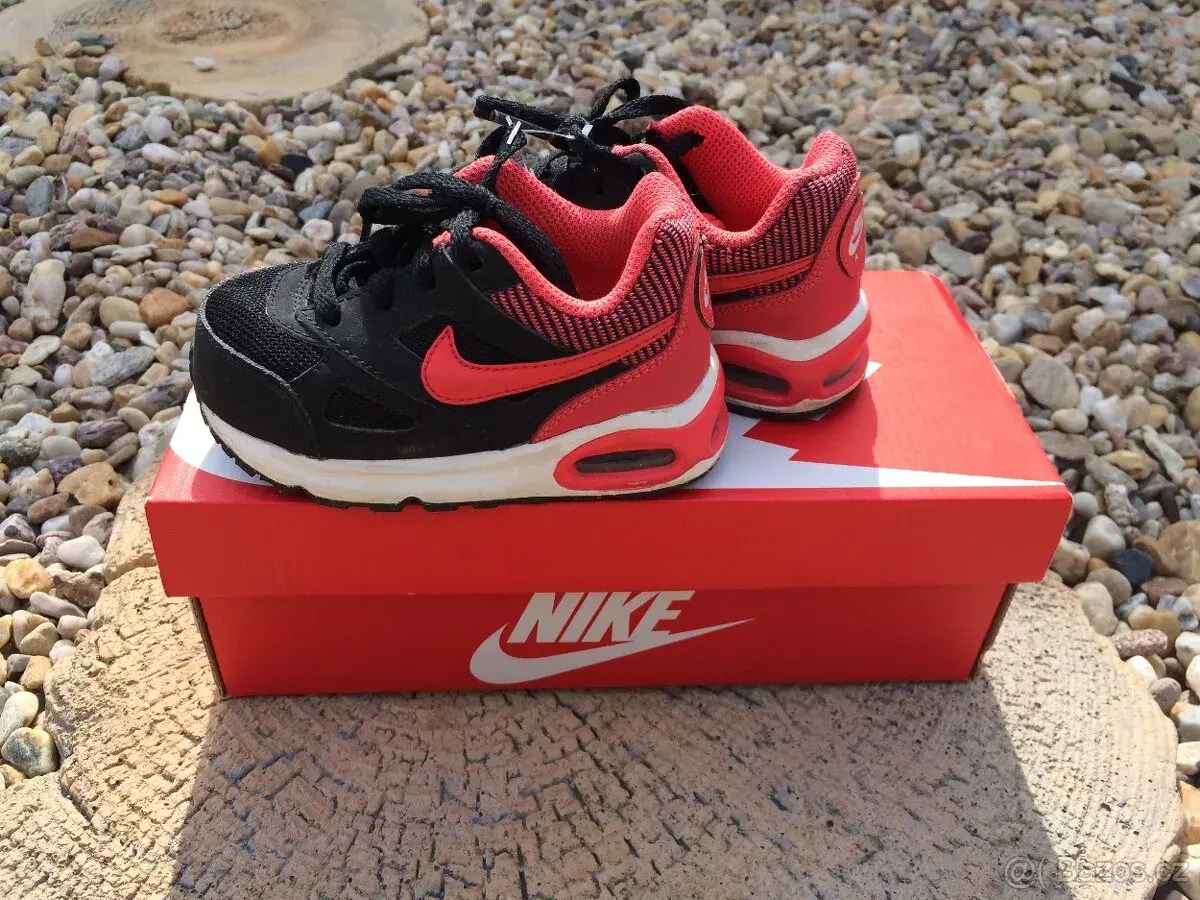 Nike air max vel 22