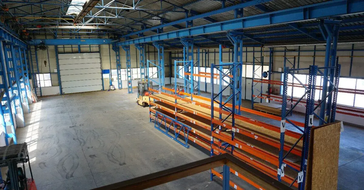 výrobní hala 600m2, skladovací prostor