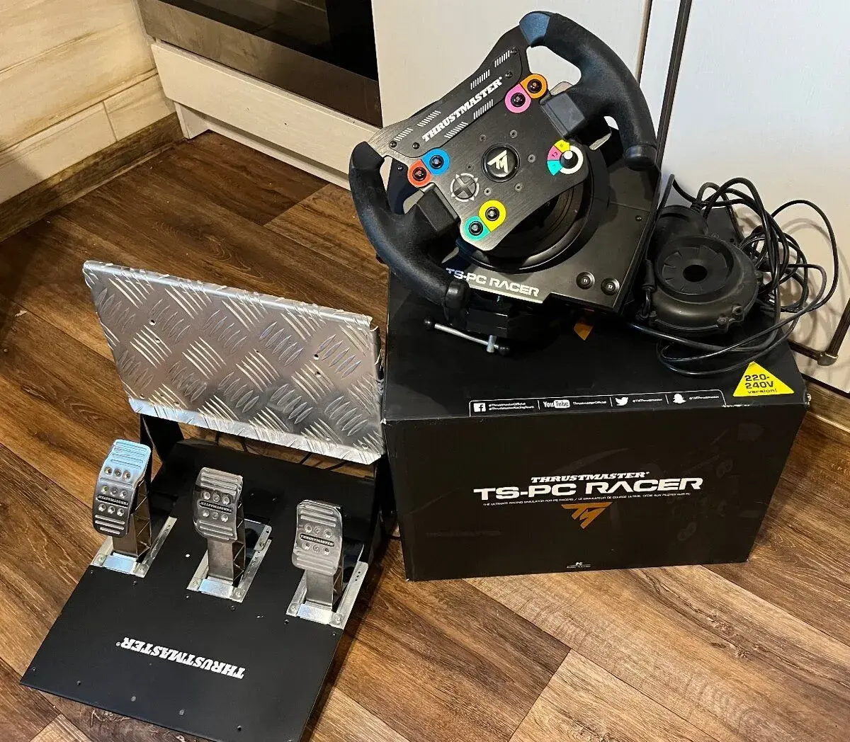 Thrustmaster TS-PC racer