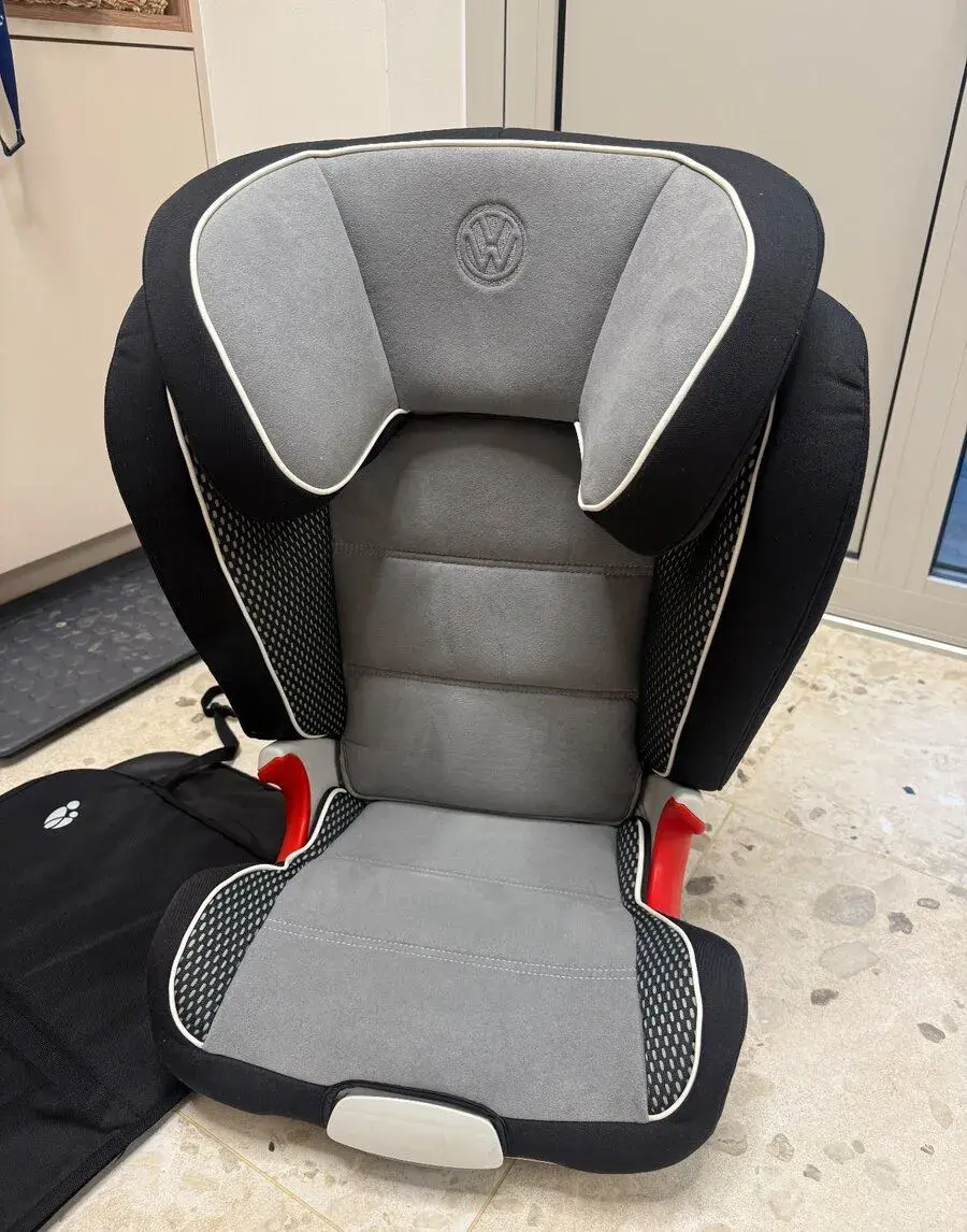 Autosedačka Britax Römer VW