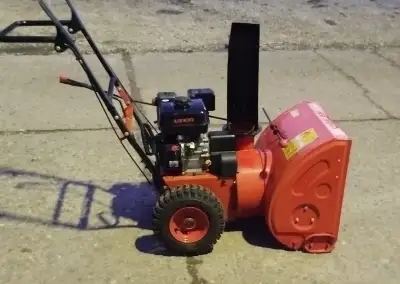 Sněžná fréza Vega 651