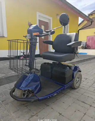 Sterling Elite - elektro tříkolka, nejede - 3000 bez baterii