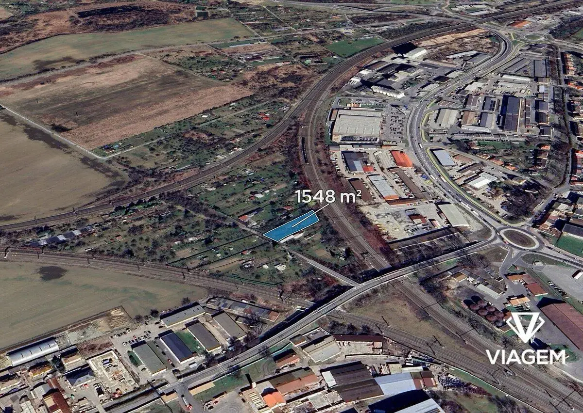 Zahrada 1 548 m²