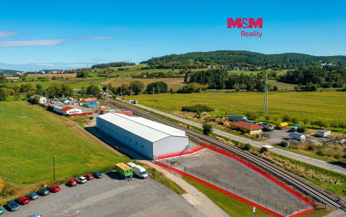 Pronájem komerčního pozemku, 1500 m², Radošovice