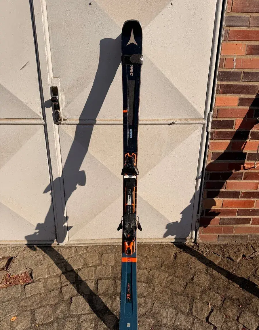 Atomic Vantage Ti 82