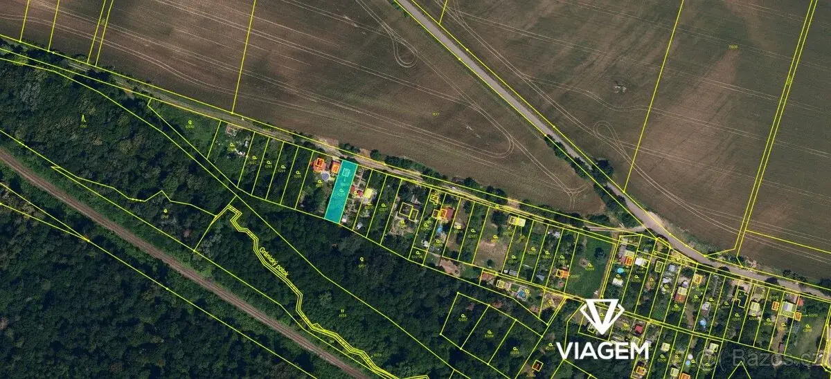 Chata (pozemky 400 m²)