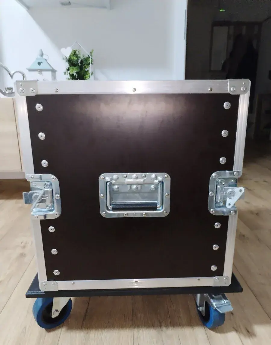 RACK 19" velikost 10U oboustranný hudební vybavení