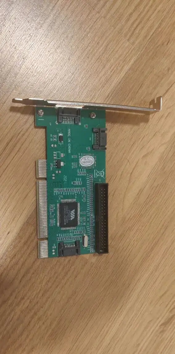 PCI řadič SATA + IDE (čip VIA VT6421A) - otestovaný, funkční