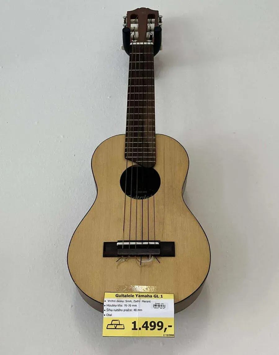 Guitalele Yamaha GL 1