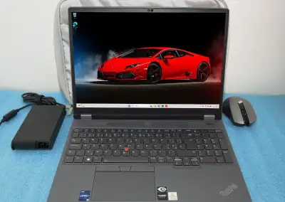 Lenovo ThinkPad P16 Core i7-12850HX DDR5 64 GB 1TB RTX A3000