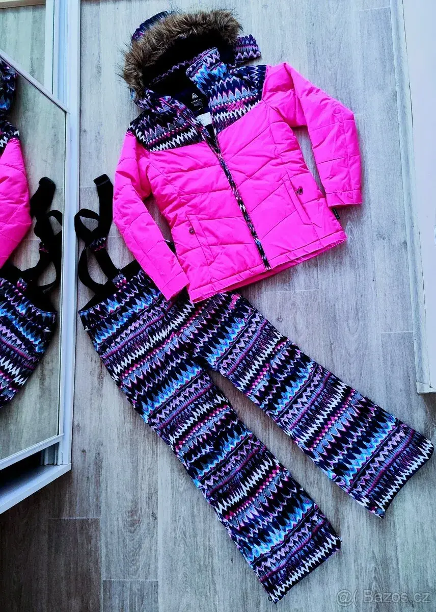 zimní lyžařská/snowboardová souprava Firefly