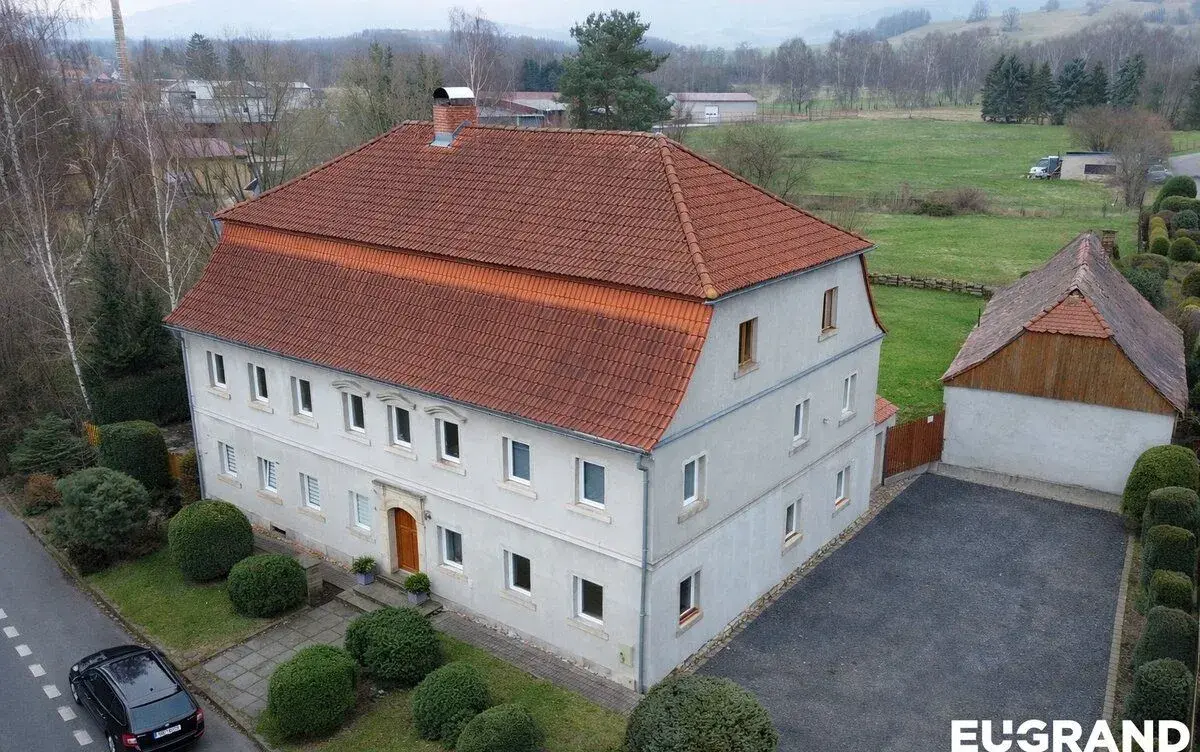 Prodej bytového domu po rekonstrukci 310 m², Varnsdorf