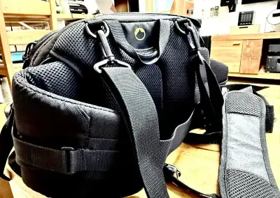 Foto brašna/ ledvinka Lowepro Inverse 200 AW