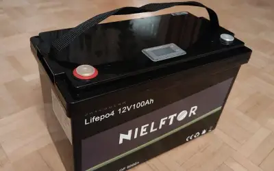 Baterie LiFePO4 Nielftor - 100Ah, 12V, BMS s BT - nová