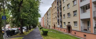 Pronájem bytu 2+1, v ul. Obránců míru