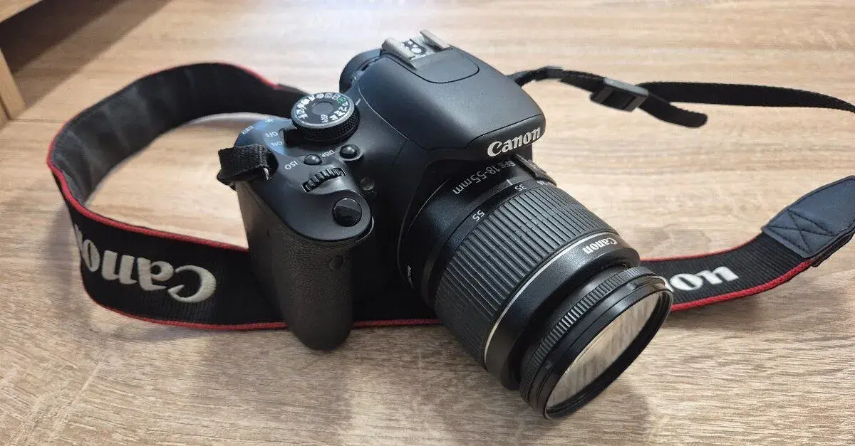 Zrcadlovka CANON EOS 600D + objektivy + příslušenství