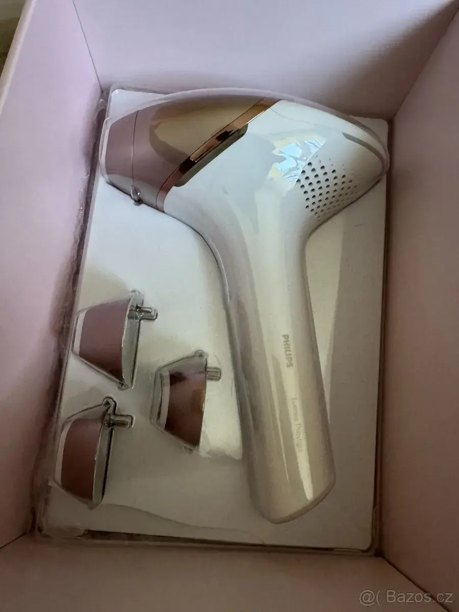 Philips Lumea Prestige IPL epilátor – 4 nástavce + kompletní