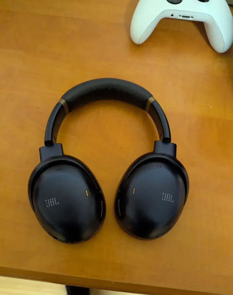 Jbl tour one m3